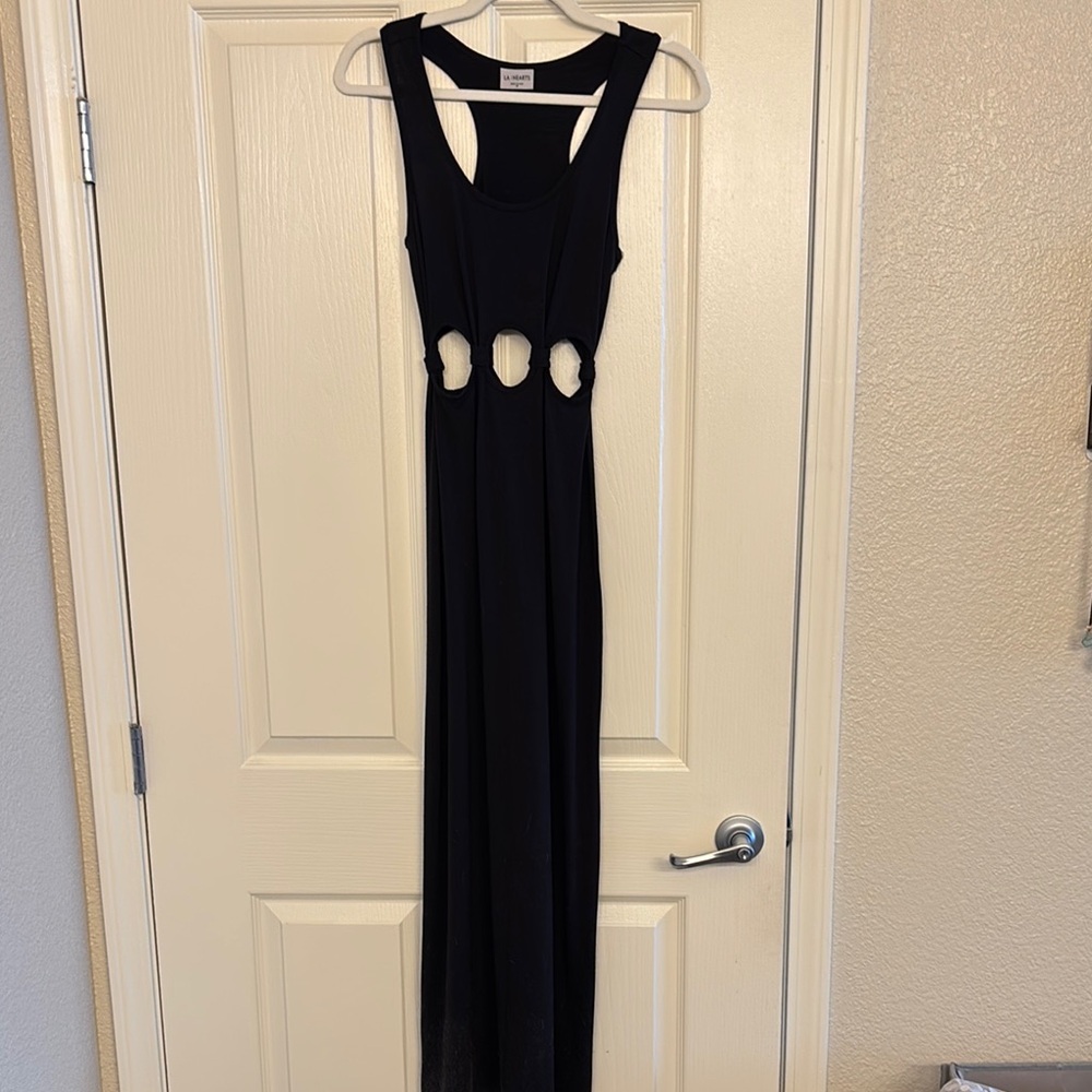 Elegant Black Sleeveless Dress